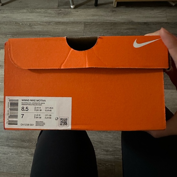 Women’s Motiva - Picture 2 of 3